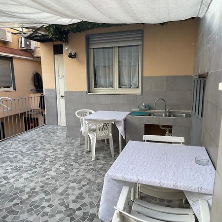 Daroda Guest House Napoli Exteriör bild