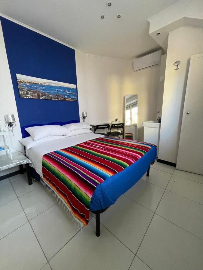 Daroda Guest House Napoli Exteriör bild